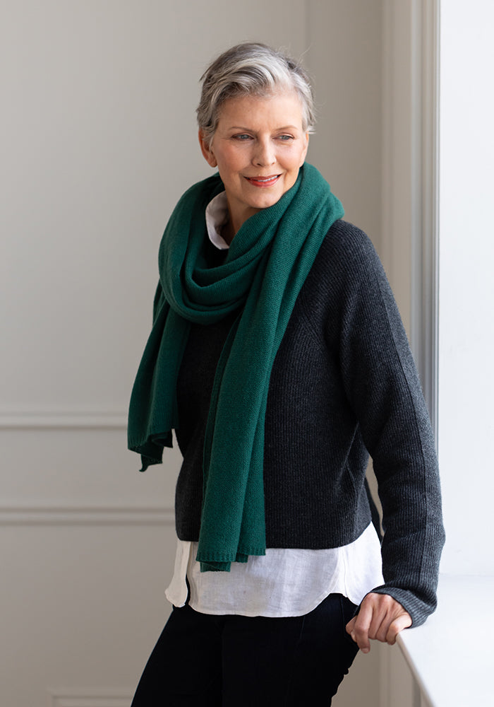 THE EVERYDAY CLASSIC CASHMERE WRAP + SCARF