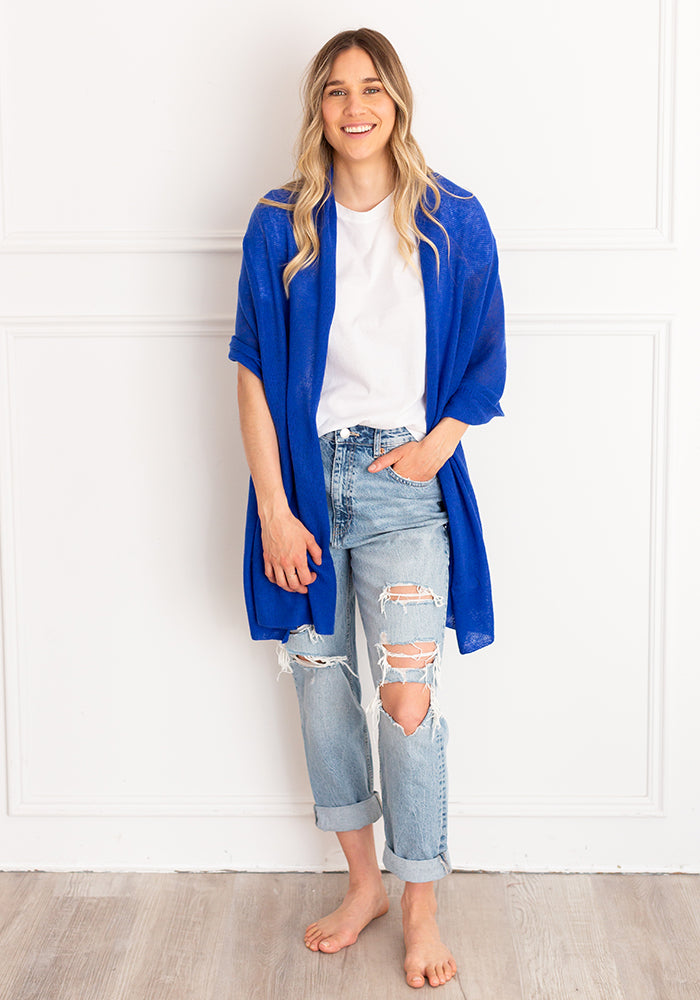 THE EVERYDAY CLASSIC CASHMERE WRAP + SCARF