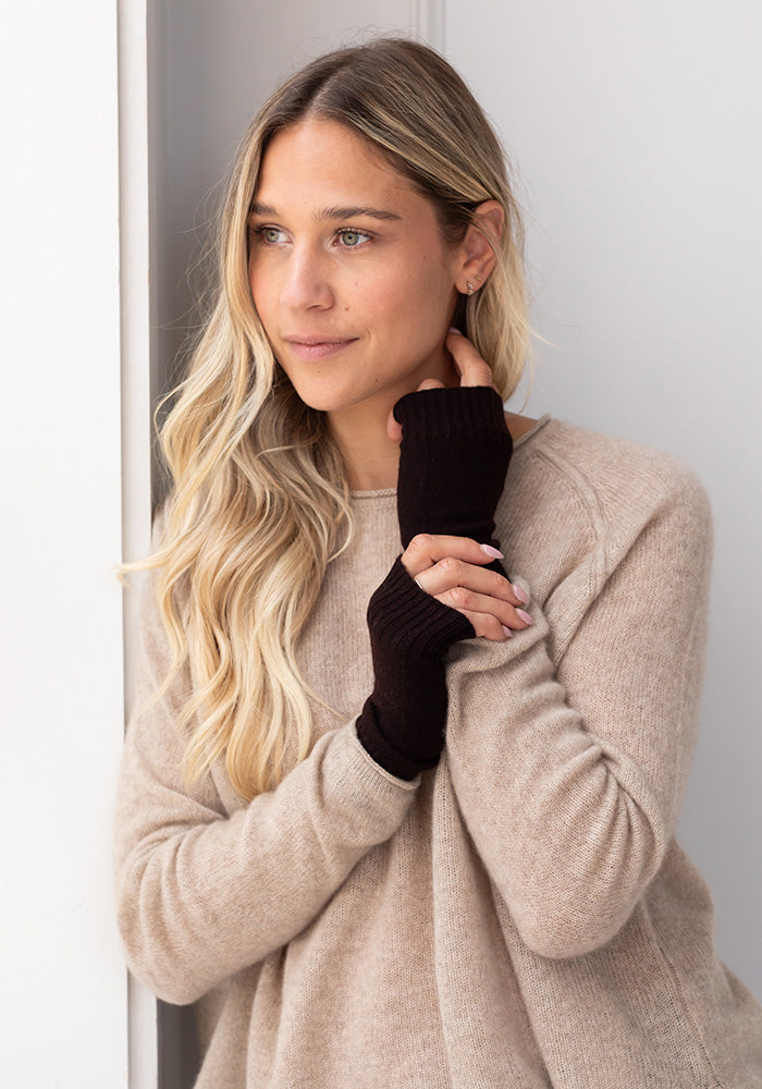 CASHMERE WRISTLETS