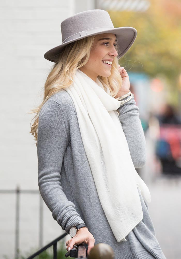 THE BLACK FRIDAY SCARF - ARCTIC WHITE