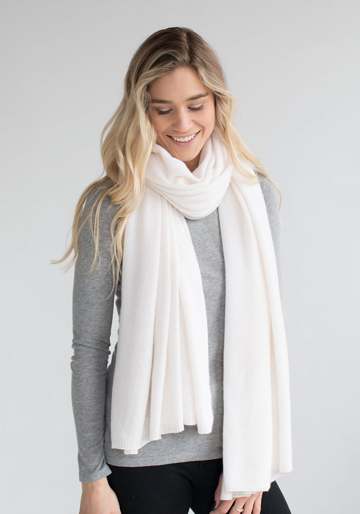 EXTRA BIG CLASSIC SCARF & TRAVEL BLANKET