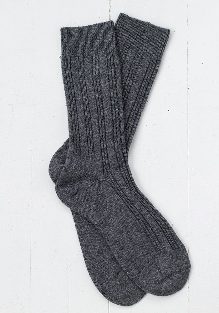 WOMEN'S CASHMERE SOCKS