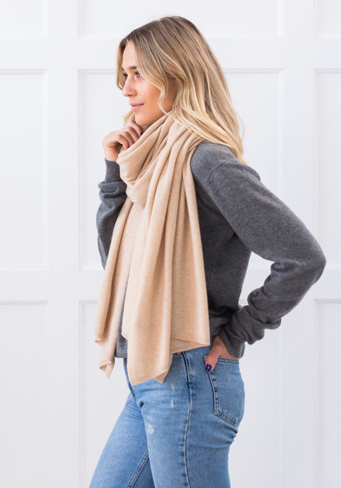 EXTRA BIG CLASSIC SCARF & TRAVEL BLANKET