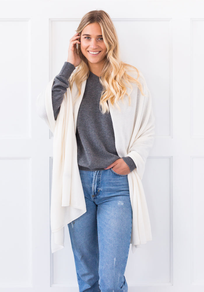 EXTRA BIG CLASSIC SCARF & TRAVEL BLANKET