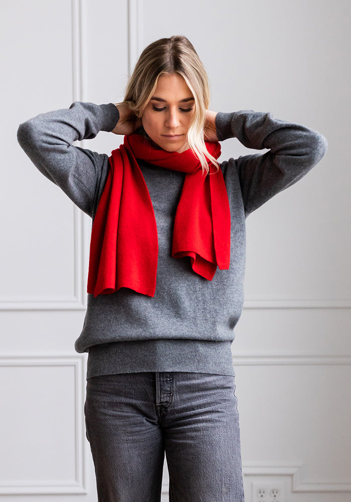 NEW CLASSIC CASHMERE SCARF