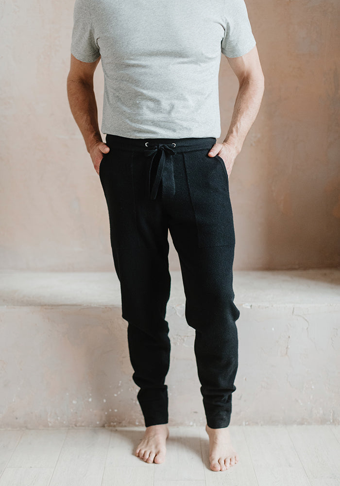 MEN'S CASHMERE JOGGERS - BLACK