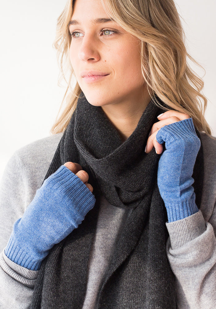 CASHMERE WRISTLETS