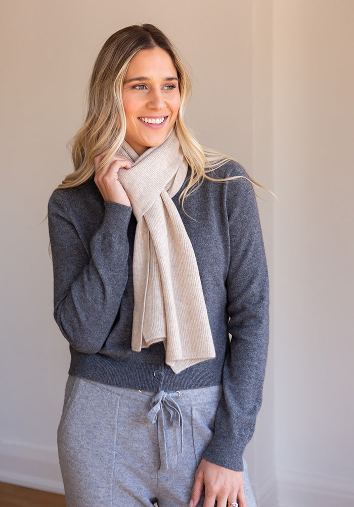 CLASSIC CASHMERE SCARF