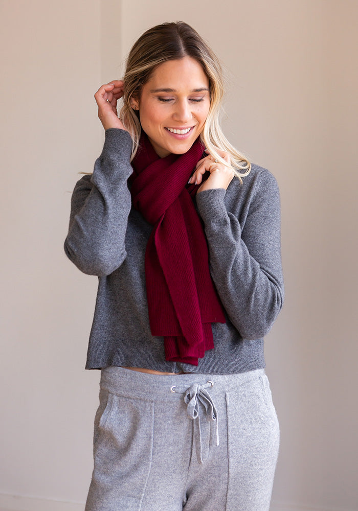 CLASSIC CASHMERE SCARF