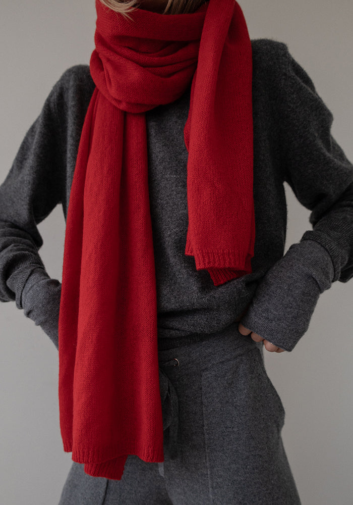 BLACK FRIDAY SCARF - WARM RED