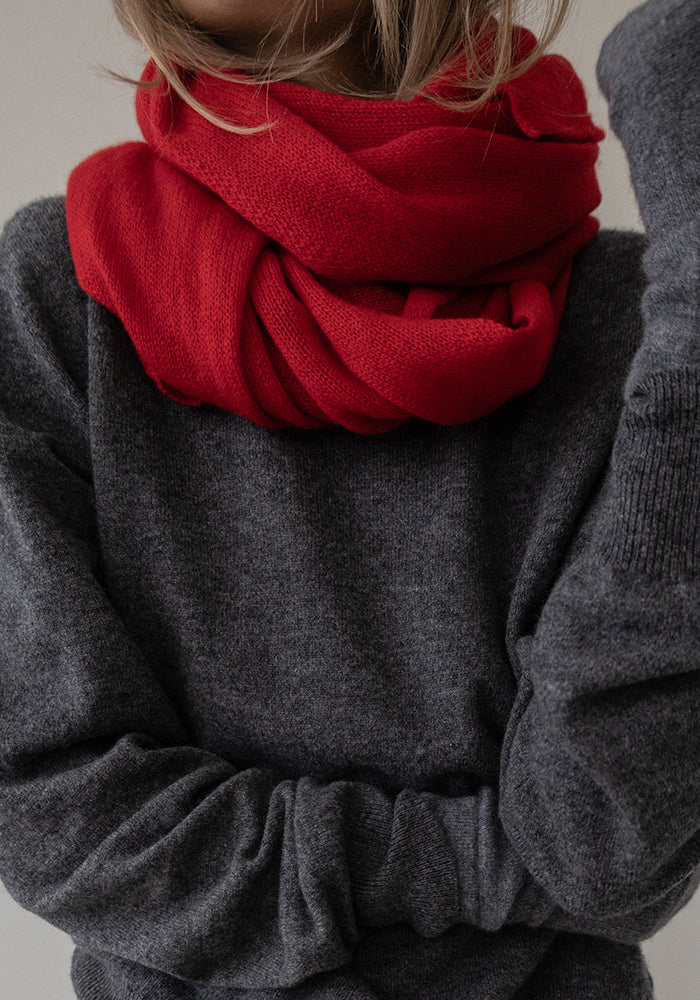 BLACK FRIDAY SCARF - WARM RED