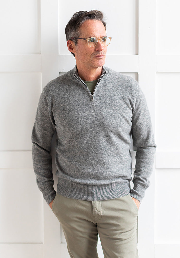 NEW MEN'S HALF ZIPPER - MID GREY