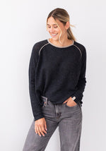 MESH CASHMERE TAB SLEEVE CREW - CHARCOAL/MUSHROOM