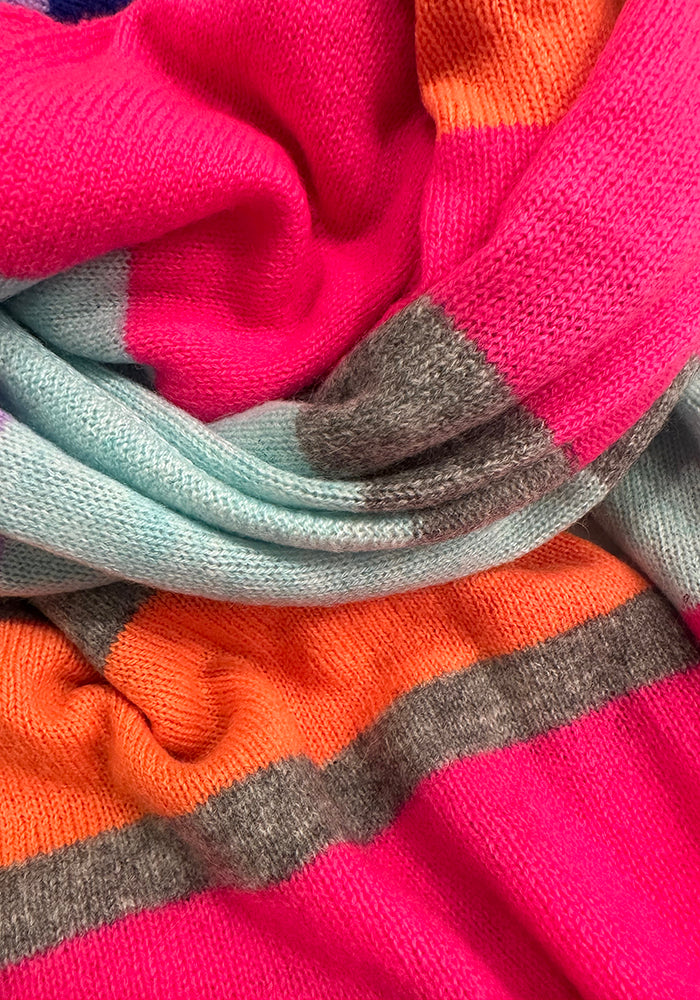 NEW CRAZY STRIPE SCARF