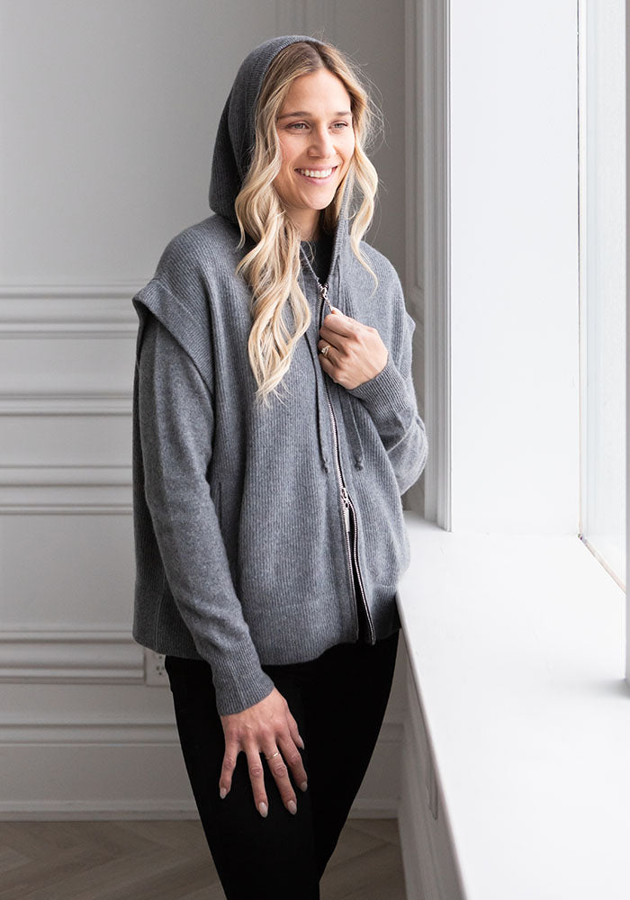 FISHERMAN RIB HOODY VEST - MEDIUM GREY
