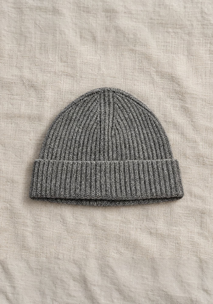 LUXE CASHMERE 6 PLY FISHERMAN RIB HAT - MENS