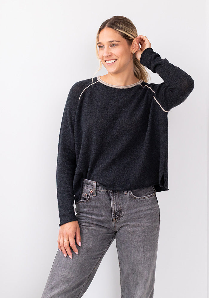 MESH CASHMERE TAB SLEEVE CREW - CHARCOAL/MUSHROOM