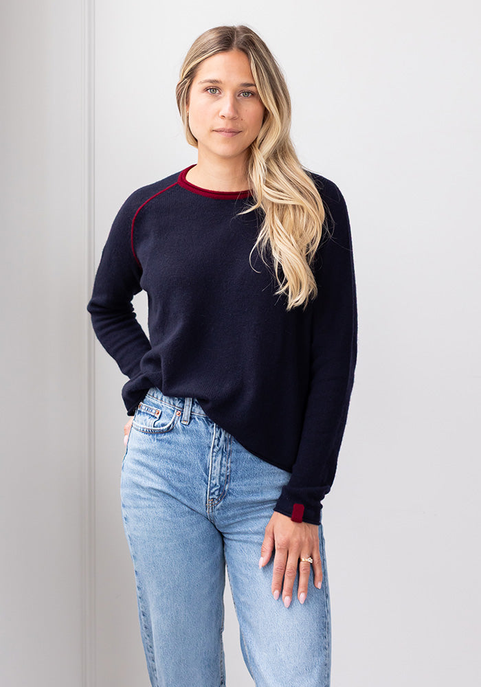 MESH CASHMERE TAB SLEEVE CREW - NAVY/OXBLOOD