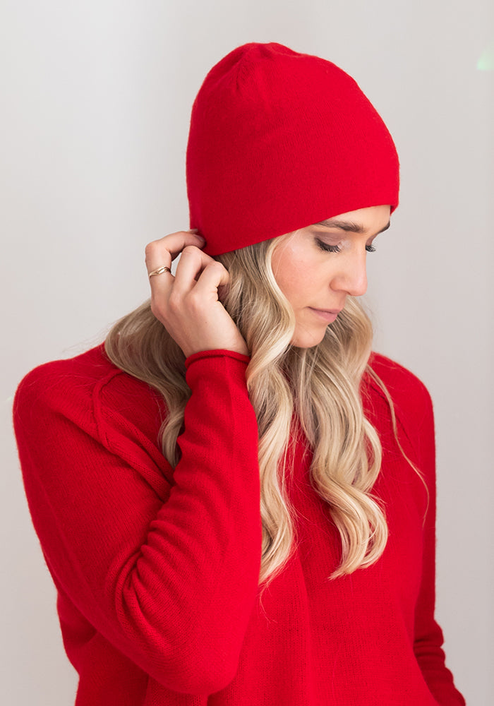 CASHMERE SKULL HAT