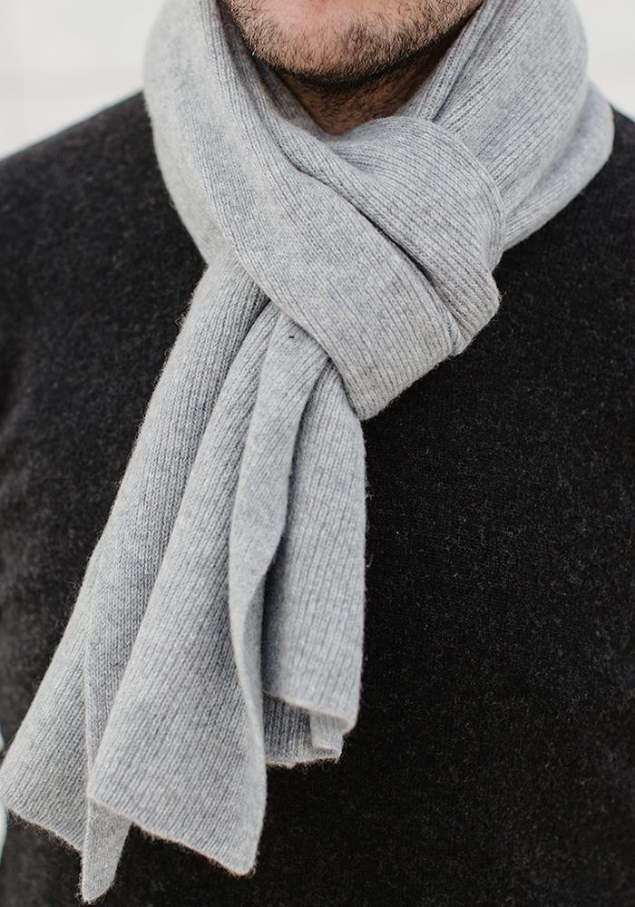 NEW CLASSIC CASHMERE SCARF - FW23
