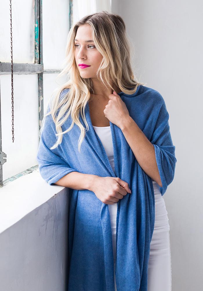 THE EVERYDAY CLASSIC CASHMERE WRAP + SCARF
