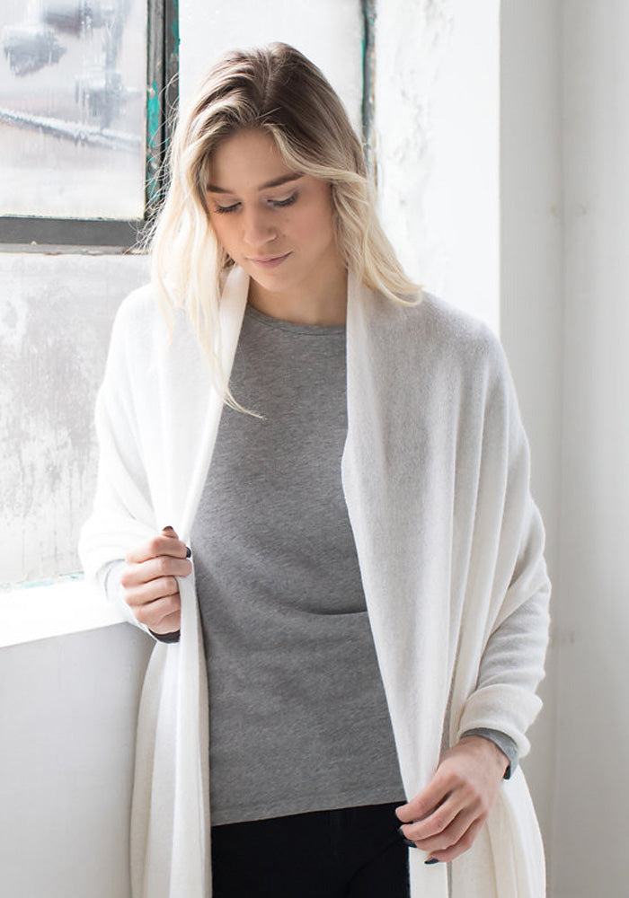EXTRA BIG CLASSIC SCARF & TRAVEL BLANKET
