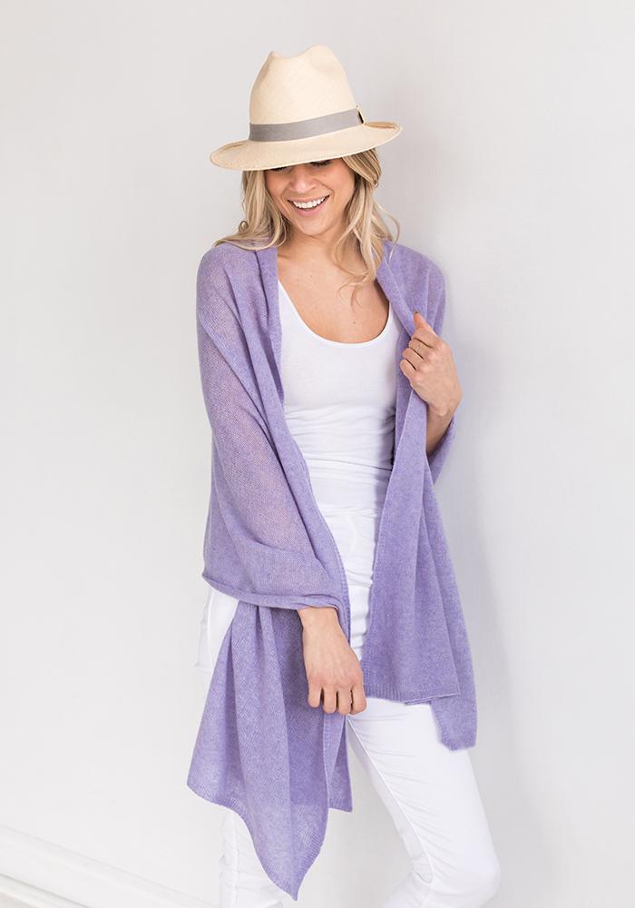 THE EVERYDAY CLASSIC CASHMERE WRAP + SCARF