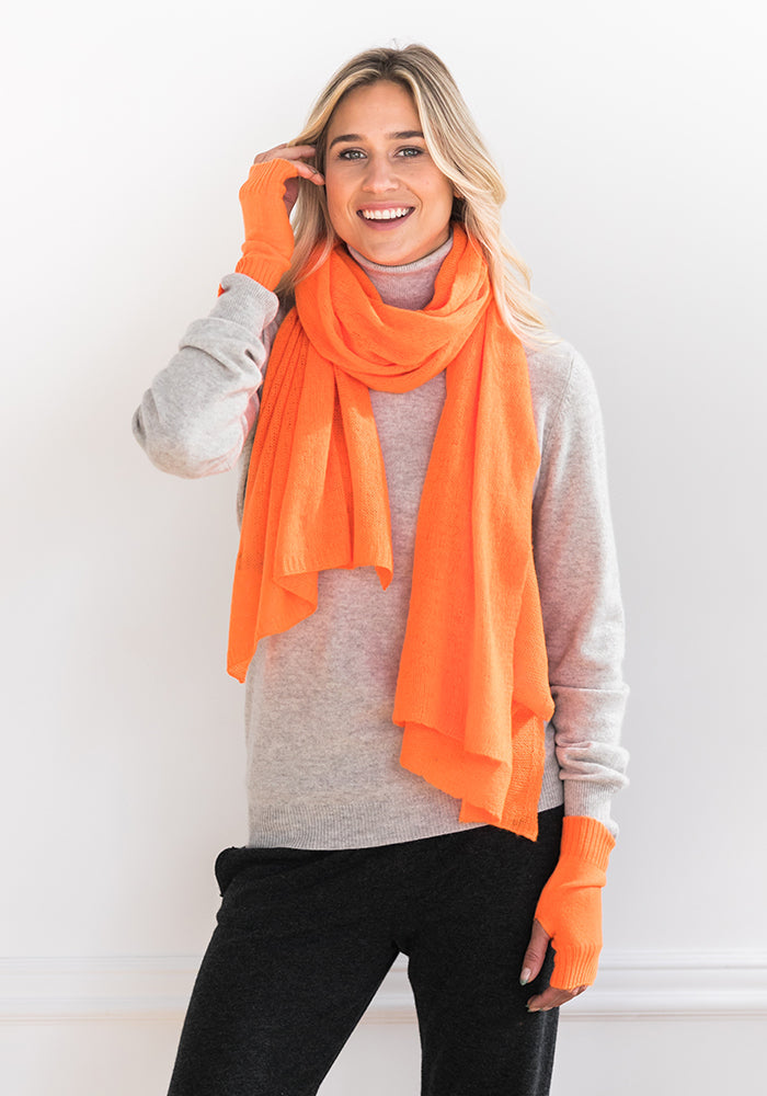THE EVERYDAY CLASSIC CASHMERE WRAP + SCARF