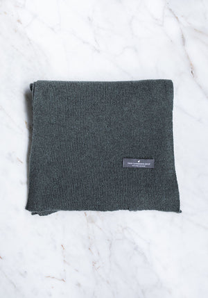 NEW CLASSIC CASHMERE SCARF - FW23 – The Cashmere Shop