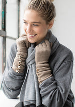 CASHMERE LONG LONG BUTTON GLOVES