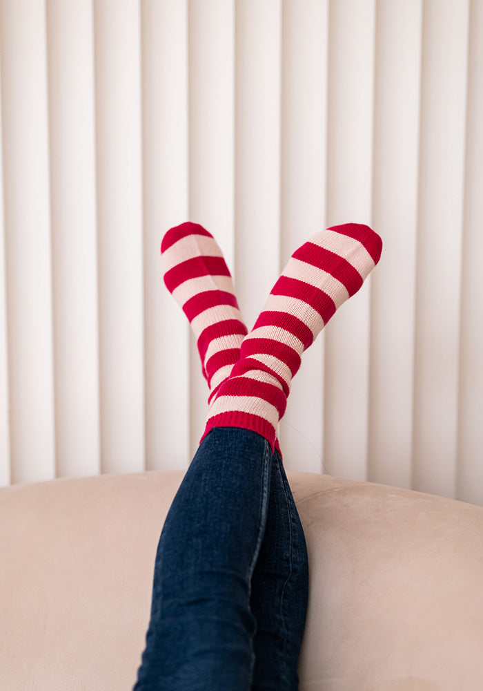 CASHMERE BED SOCKS