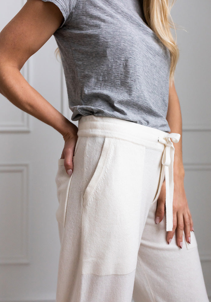 WOMENS CASHMERE JOGGER PANTS - OPTIC WHITE